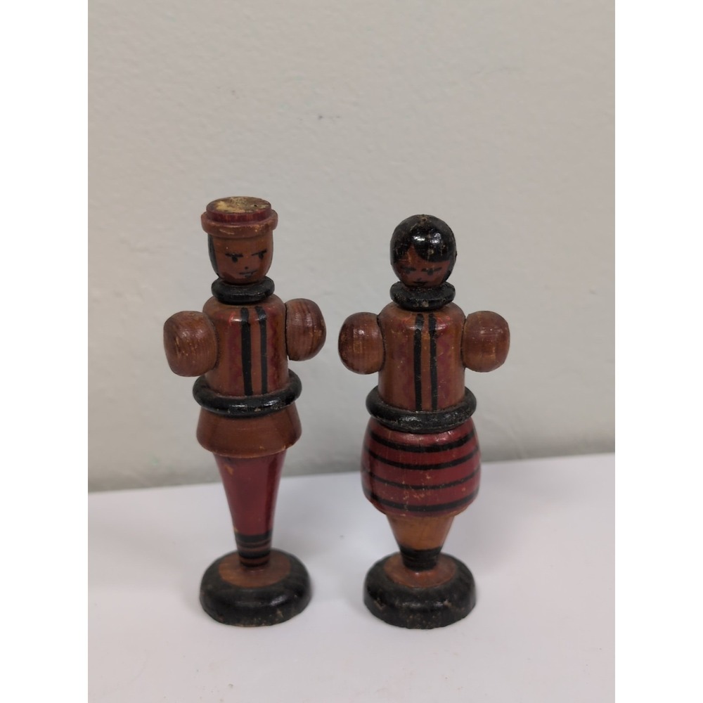 2 Japanese wooden dolls, Kokeshi, Creator unknown, 4''